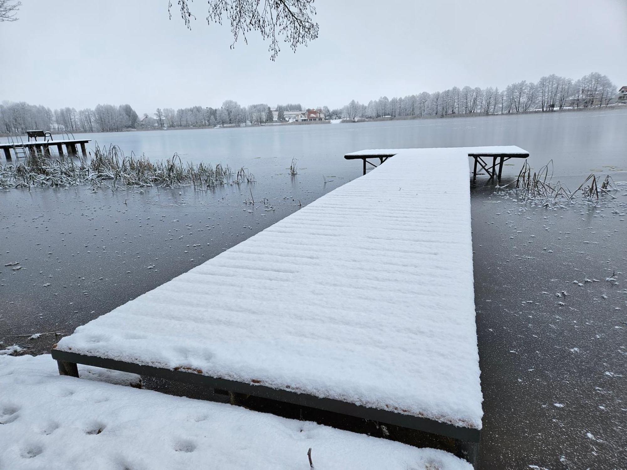 Lepaki Lake Moldzie Luaran gambar